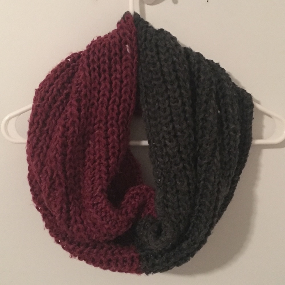 Knit Two Tone Infinity Scarf